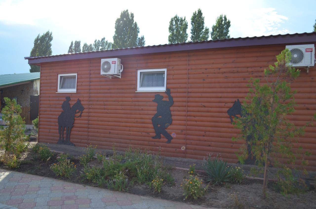 Rodeo Park Отель